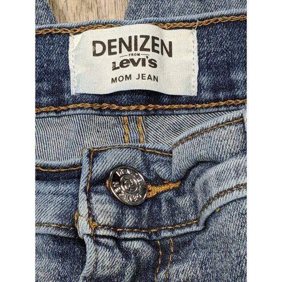 Denizen From Levis Womens Size 9 Distressed Embroidered Tapered Denim Mom Jeans - Picture 5 of 11